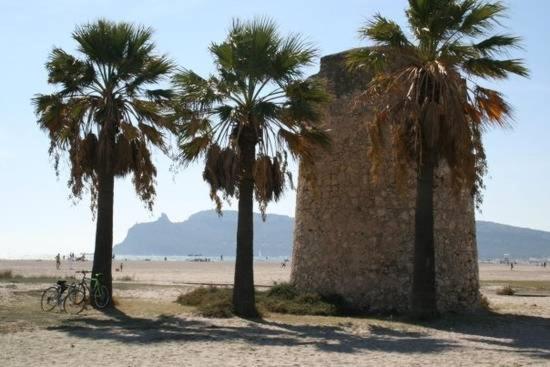 Is Pardinas Βίλα Sant'Andrea  Εξωτερικό φωτογραφία